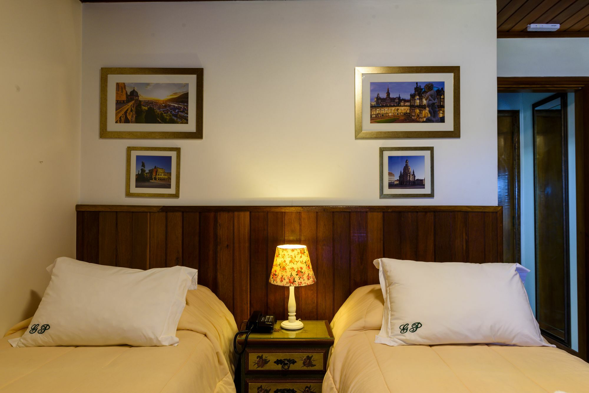 Griffin Phillips Boutique Hotel